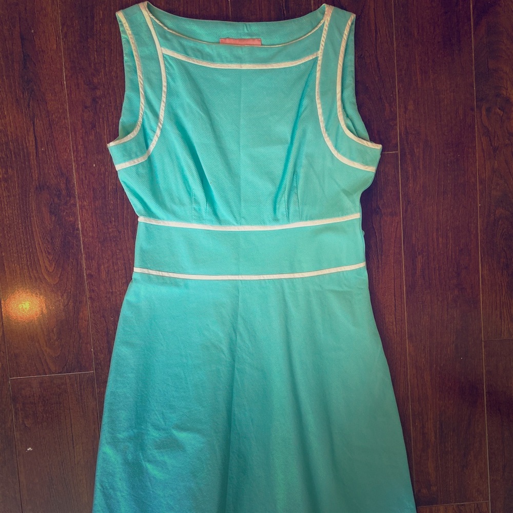 Women’s fit and flare dress size 6